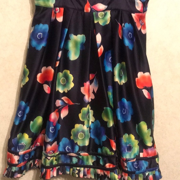 Jessica Simpson dress - Picture 2 of 7